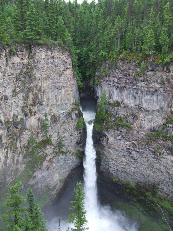 Spahat Creek Falls