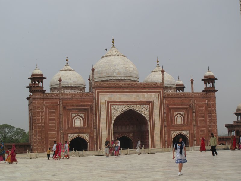 One of the mosque's at the Taj Mahal