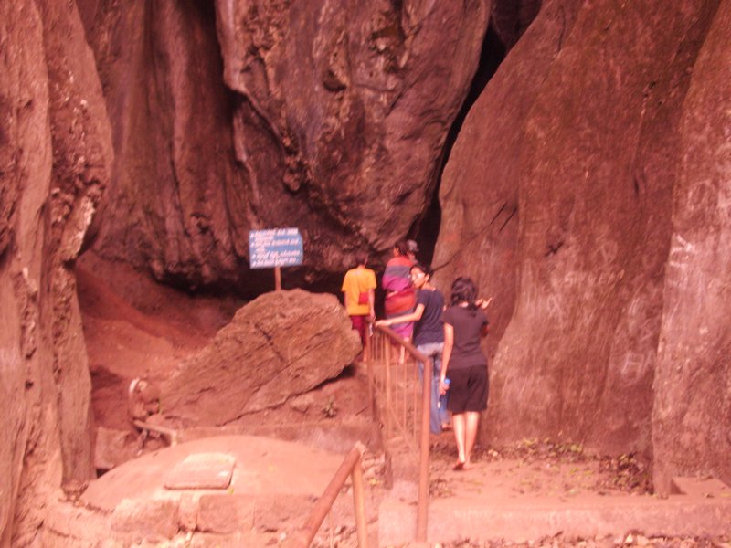 Entrance to Yana cave