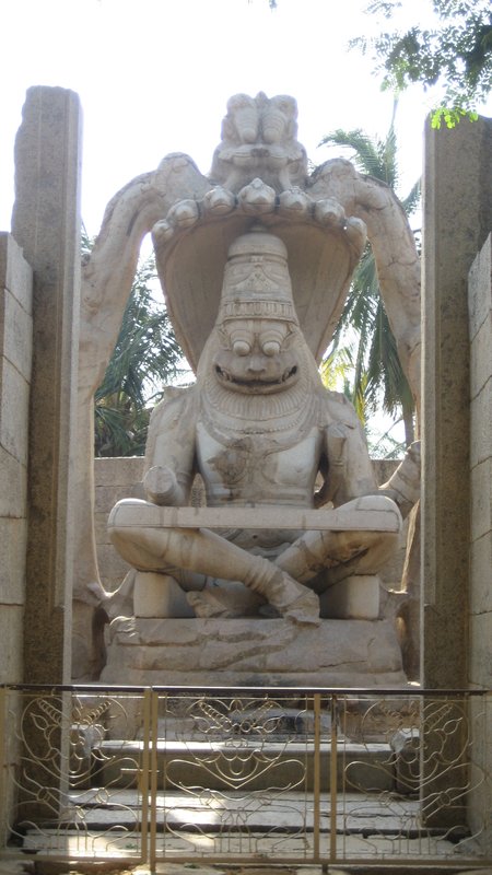 Narsimha statue , Hampi