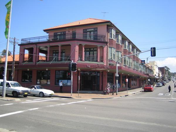 Coogee Bay Hotel