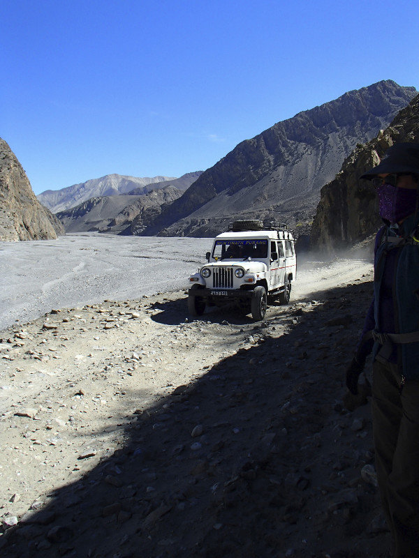 Jeep on the road Jomsom to Kagbeni