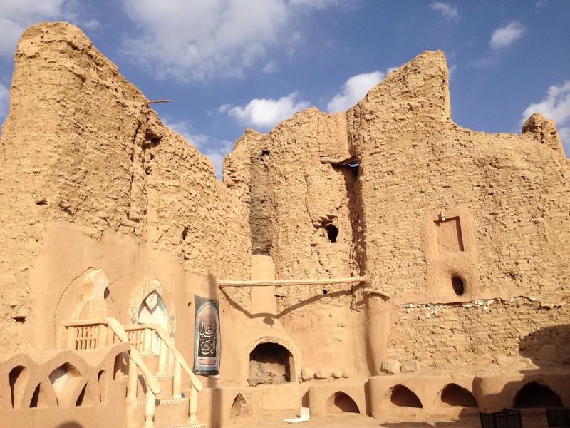 Garmeh buildings- remains of citadel