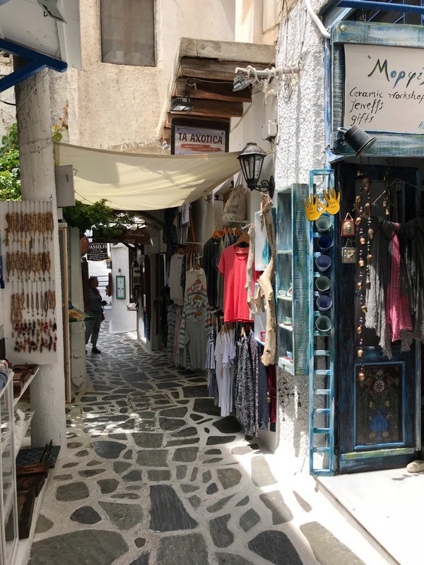 Naxos shopping street
