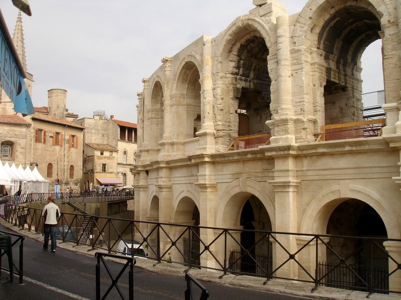 052. Arles - Provence