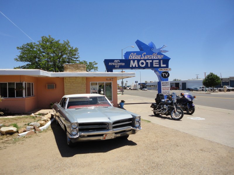 Blue Sparrow Motel