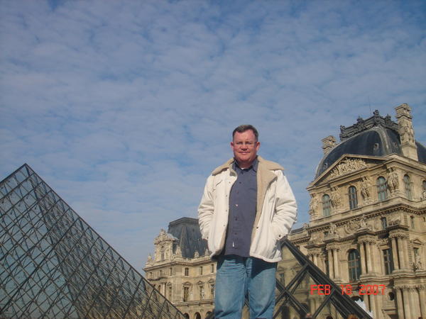 Dave at Louvre