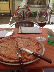 Margherita  pizza, Innsbruck