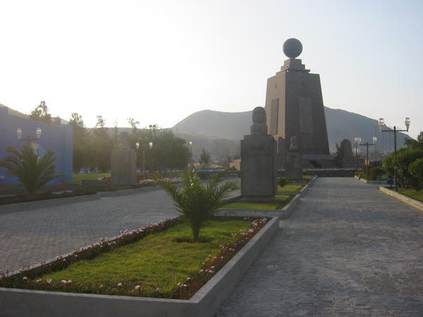 monument to the false center