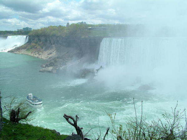 Maid of the mist boats