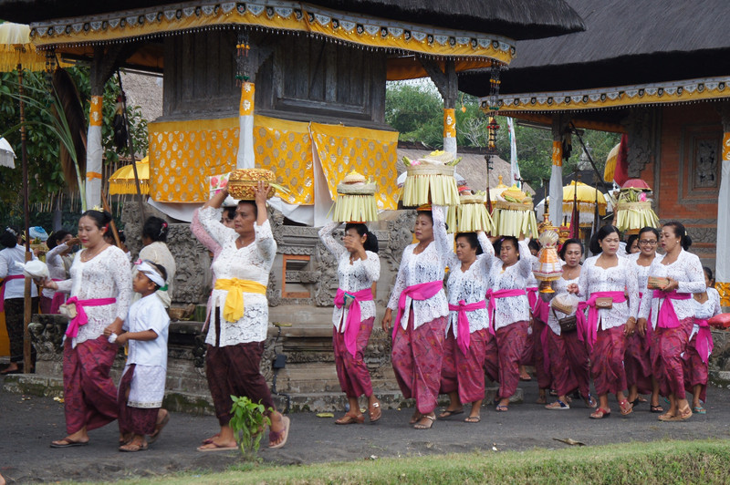 Beautiful traditional costumes, Taman Ayun