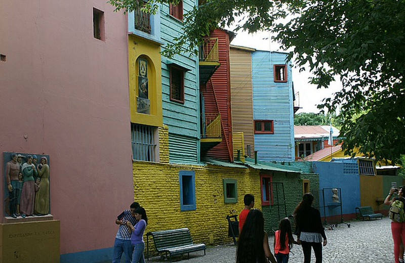 Multi coloured houses in Boca
