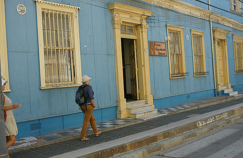 Another Valparaiso house