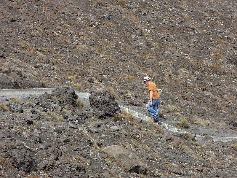 it steepens, Peter climbing to South Crater