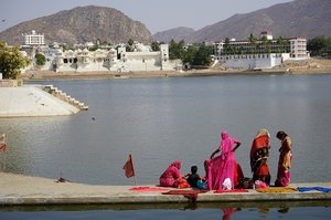 The bathing ghats at Pushkar