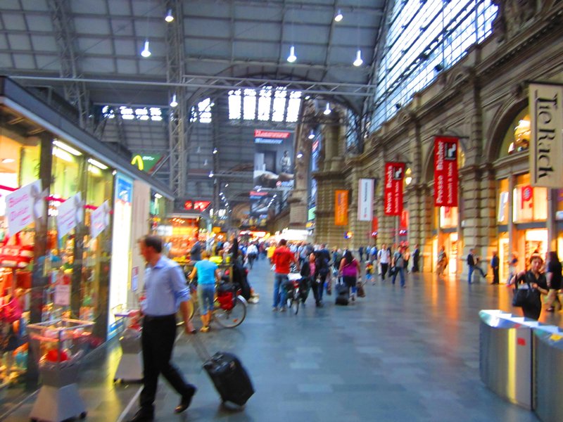 Huge Railway station--shops and eateries