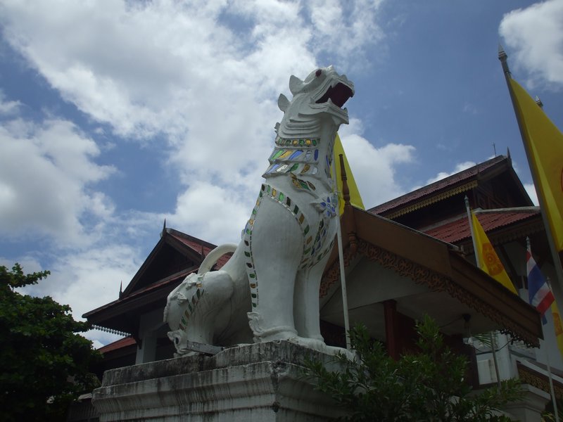Chiang Mai - Dragon in temple