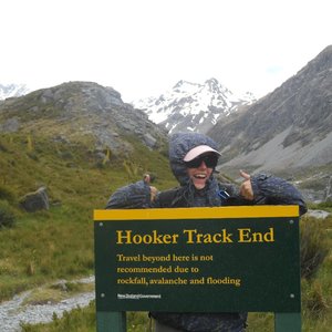 Laura on the hooker valley track