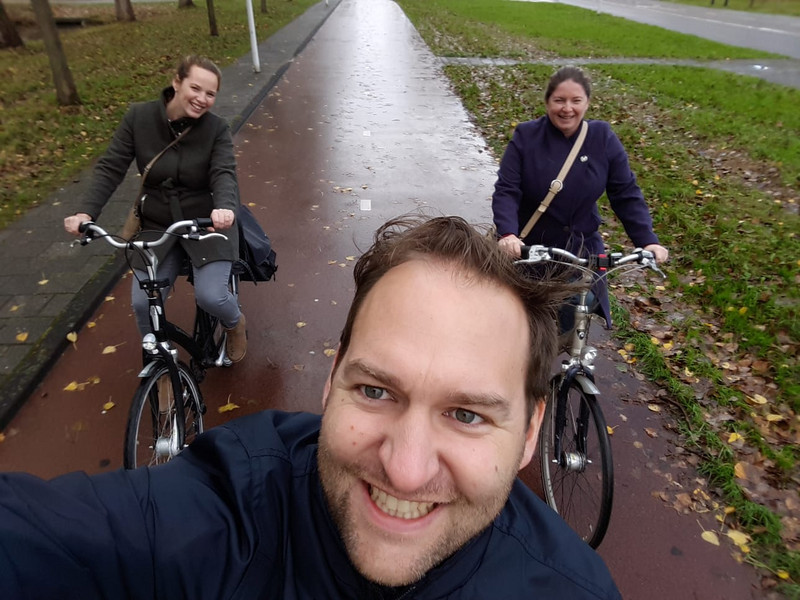 On our way to Leiden - the Dutch way