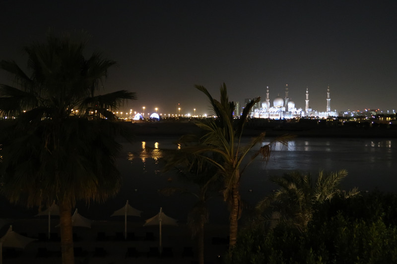 Grand Mosque at night