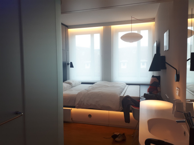 room at CitizenM