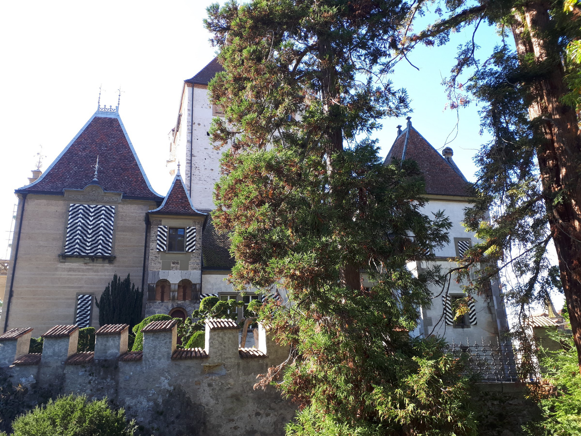 oberhofen castle terraria