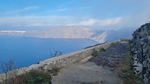 Walk to Oia