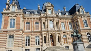 Chateau Perrier Museum