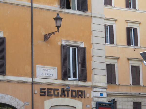 Trevi square