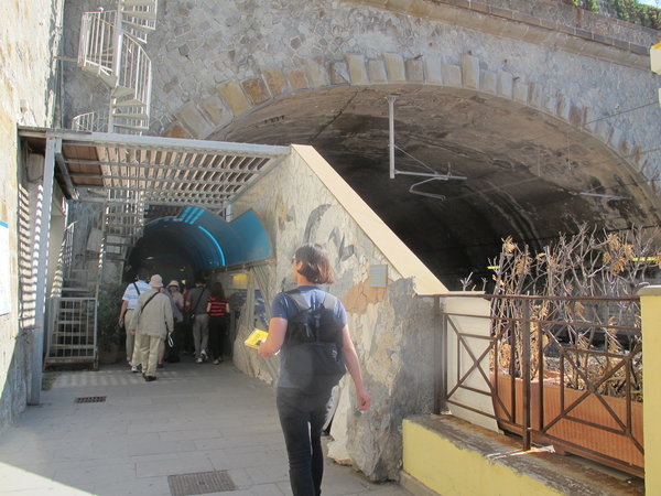 Pedestrian tunnel