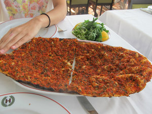 a kind of turkish pizza