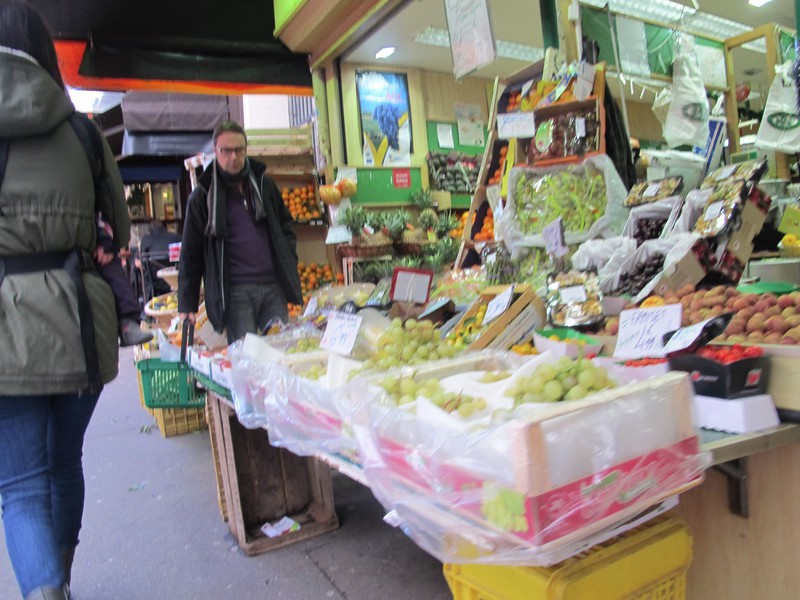 Lots of markets in Montmartre