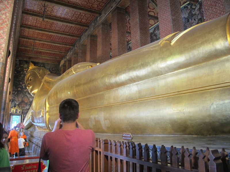 Wat Pho - Phra Buddha Saiyas