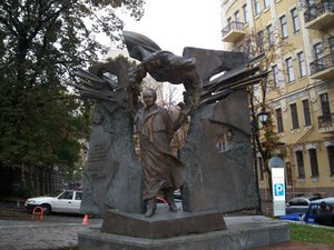Statue in Kiev