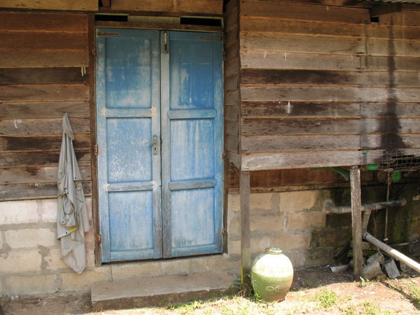 Kampong Door