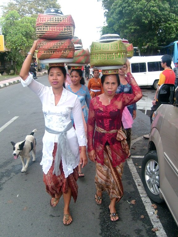 Balinese Women 4