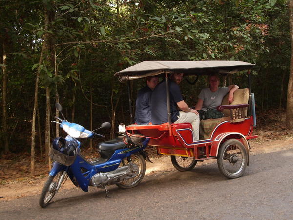 Travel by Tuk Tuk in Siem Reap