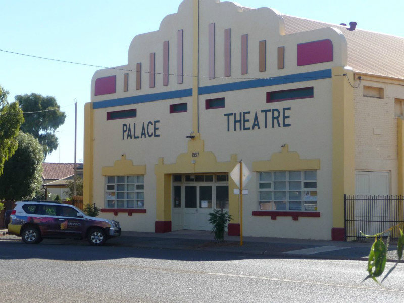 020 Picture Theatre