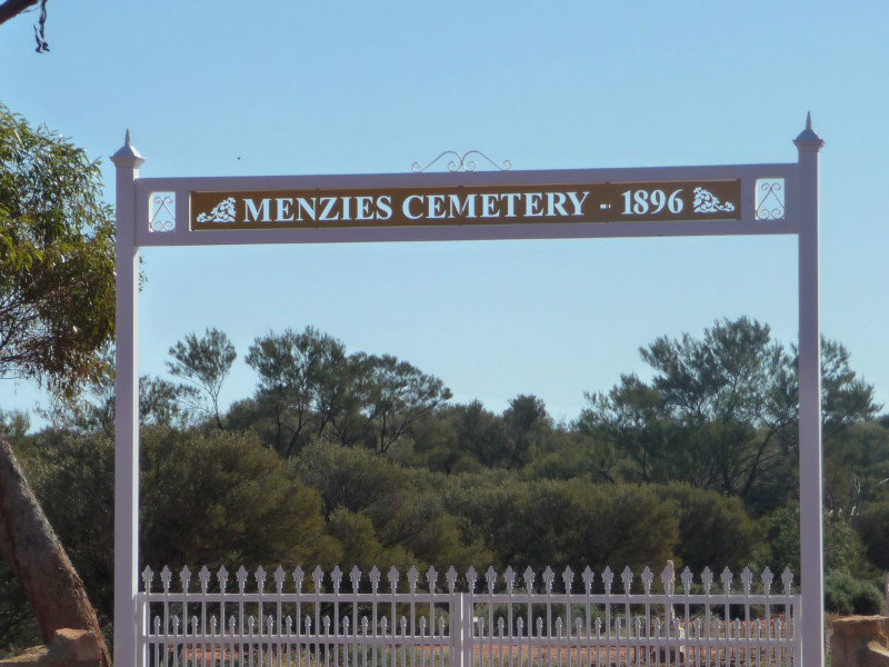 002 Menzies Cemetery