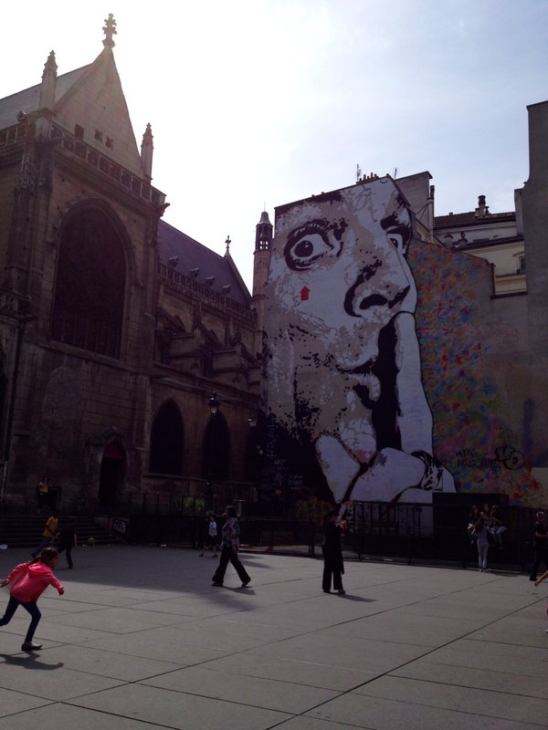 Art in George Pompidou square