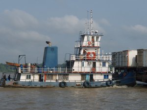 PC140163 Tug pushing barge on Amazon