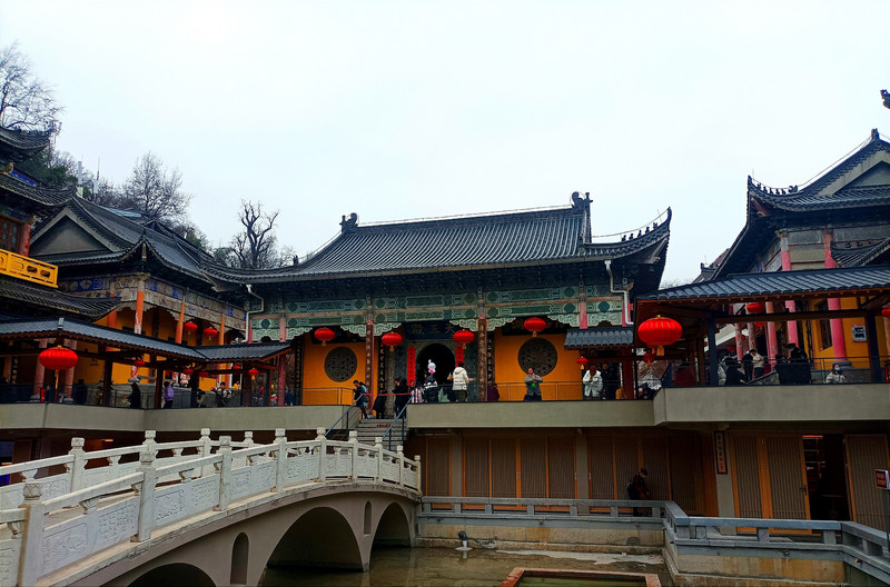 Dongfang Shan Temple