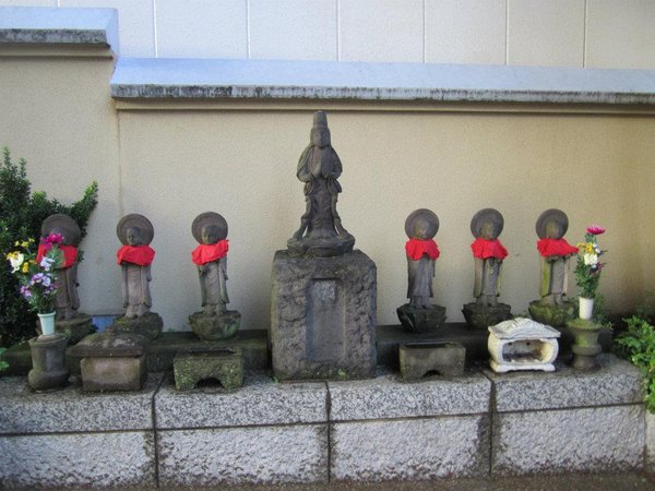 Shibuya Buddhas