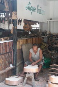 Alegre Guitars Factory