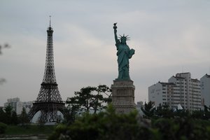 The Statue of Liberty and The Eiffel Tower