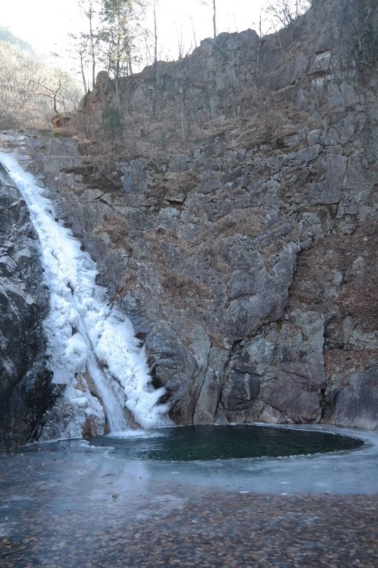 Biryong Waterfall