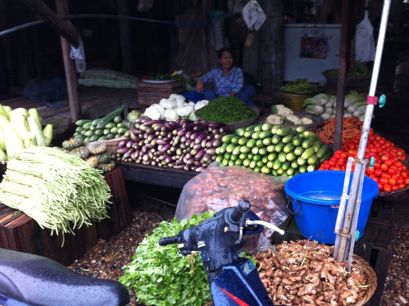 Hpa An Market