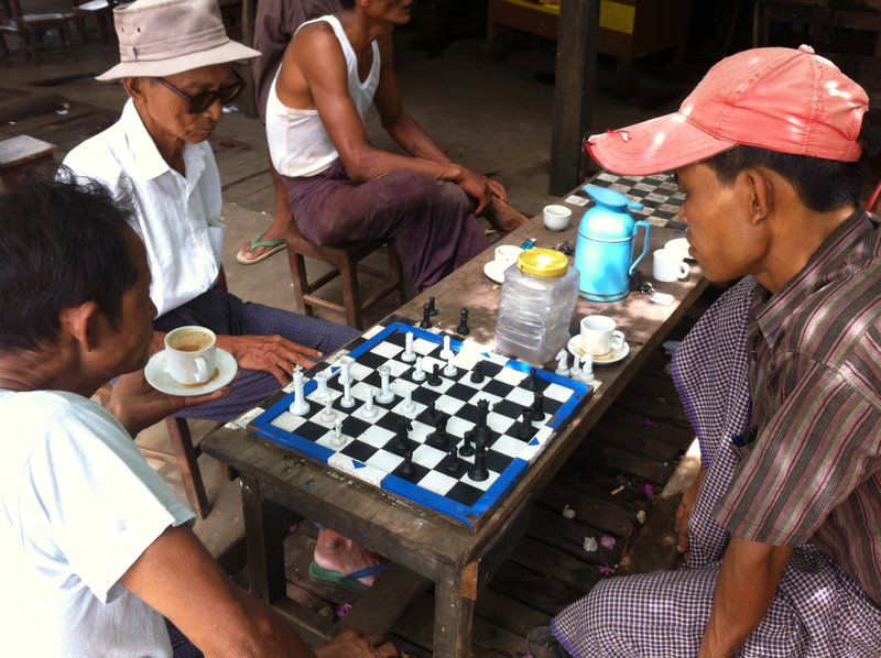 Burmese Chess Uncles
