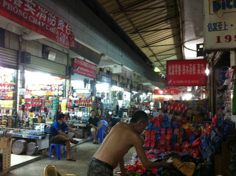 Hekou "Vietnam Street" Market