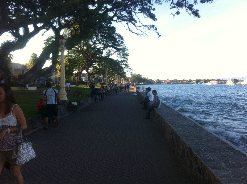 Dumaguete Seaside Promenade
